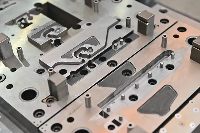 Precision hardware molds for casting & injection molding. Ideal for producing complex metal/plastic parts in automotive, electronics & consumer goods.